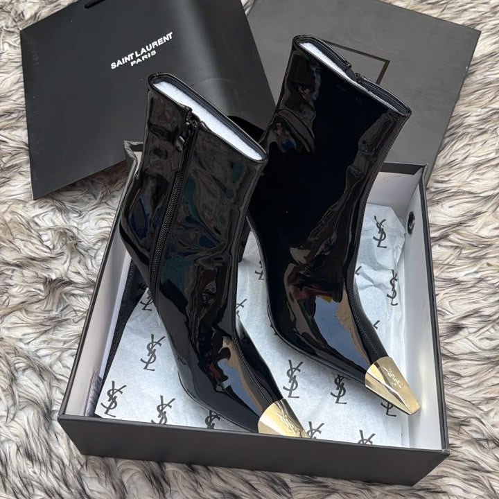 High Heel boots