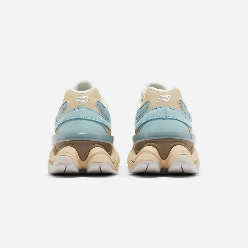 9060 (Blue Haze)