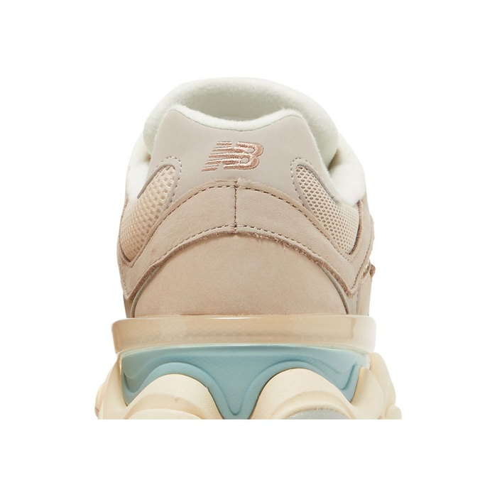 9060 Ivory