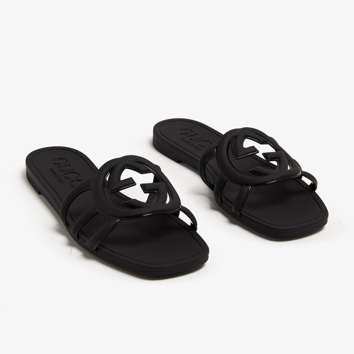Interlocking G rubber sliders